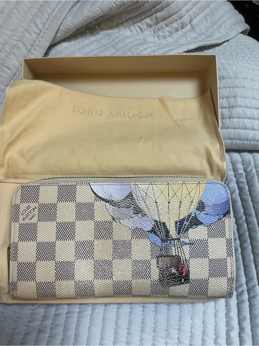 Louis Vuitton Damier Azur Zip Wallet with Hot Air Balloon Print - Beige/Blue